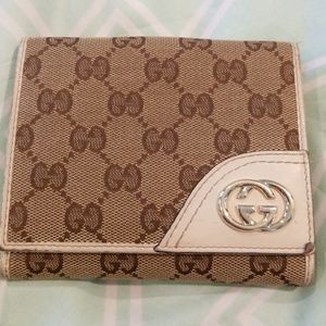 Authentic Gucci wallet